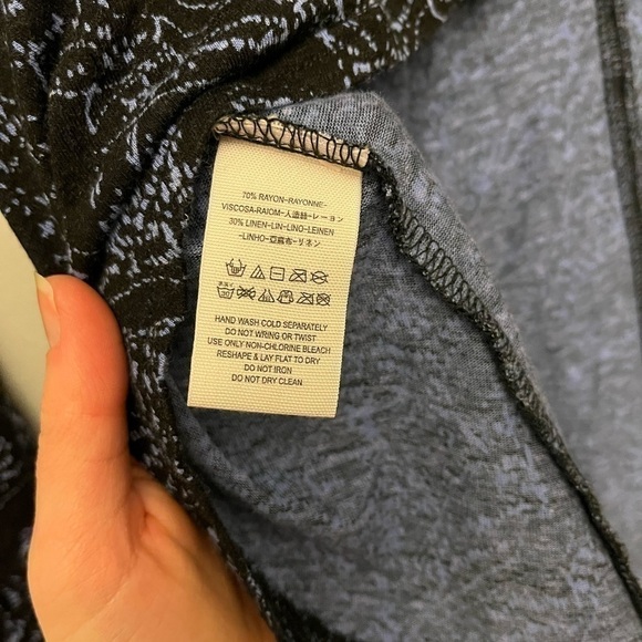 𝅺free People Lightweight Linen Blend T-shirt with Ruched Sleeves - Size Small - Picture 9 of 11